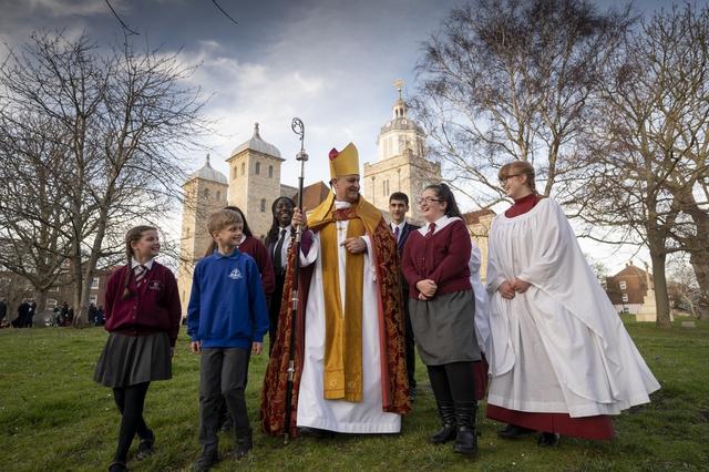 +Jonathan with children, outside Portsmouth Cathedral