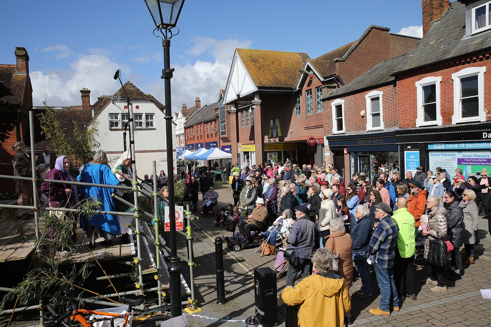 The crowds gather around the temporary stage on West Street, just outside St Faith’s Church, Havant