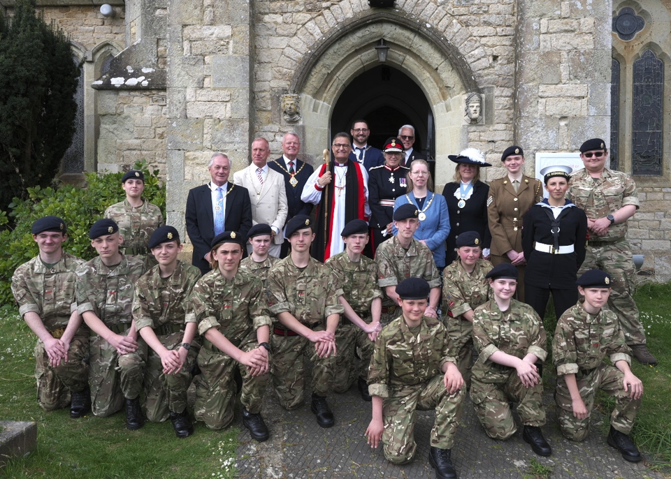 Dignitaries outside Christ Church with 3 Troop (Sandown) Army Cadet Force (Photo: Michael Dunkason)