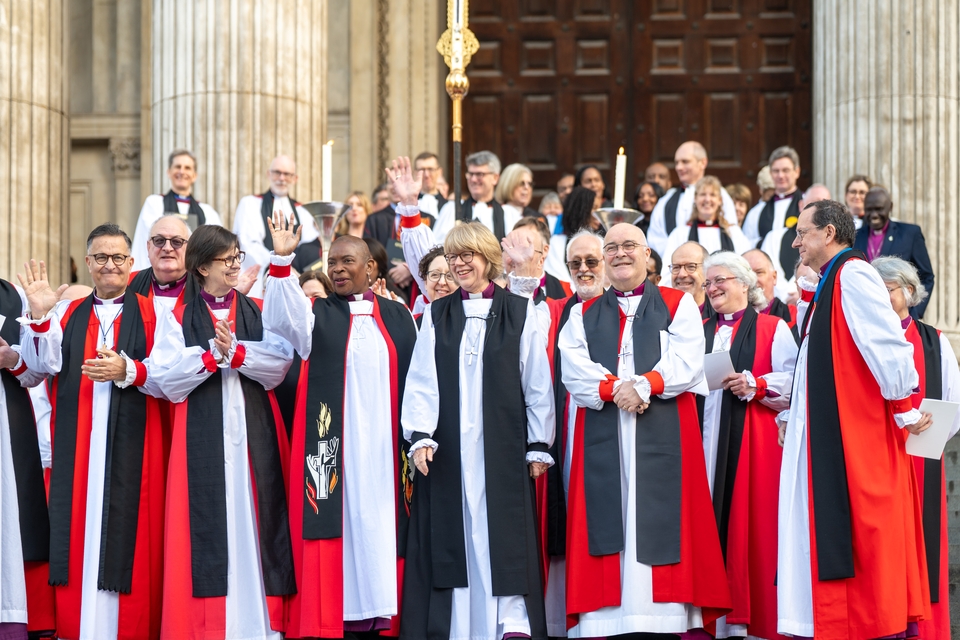 Bishop Jonathan (front left) was among the bishops lining up on the steps of St Paul’s Cathedral with the new Archbishop of Canterbury (photo: Graham Lacdao) 